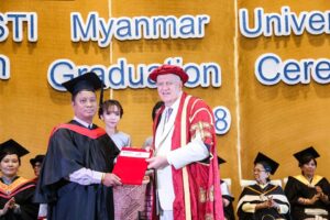 MSc (Public Health) မဟာဘွဲ့ရရှိခဲ့သော National Community Driven Development Project (NCDDP) တွင် National Consultant အဖြစ်တာ၀န်ထမ်းဆောင်နေသူ ဦးအောင်မြတ်ကျော် နှင့် တွေ့ဆုံခြင်း