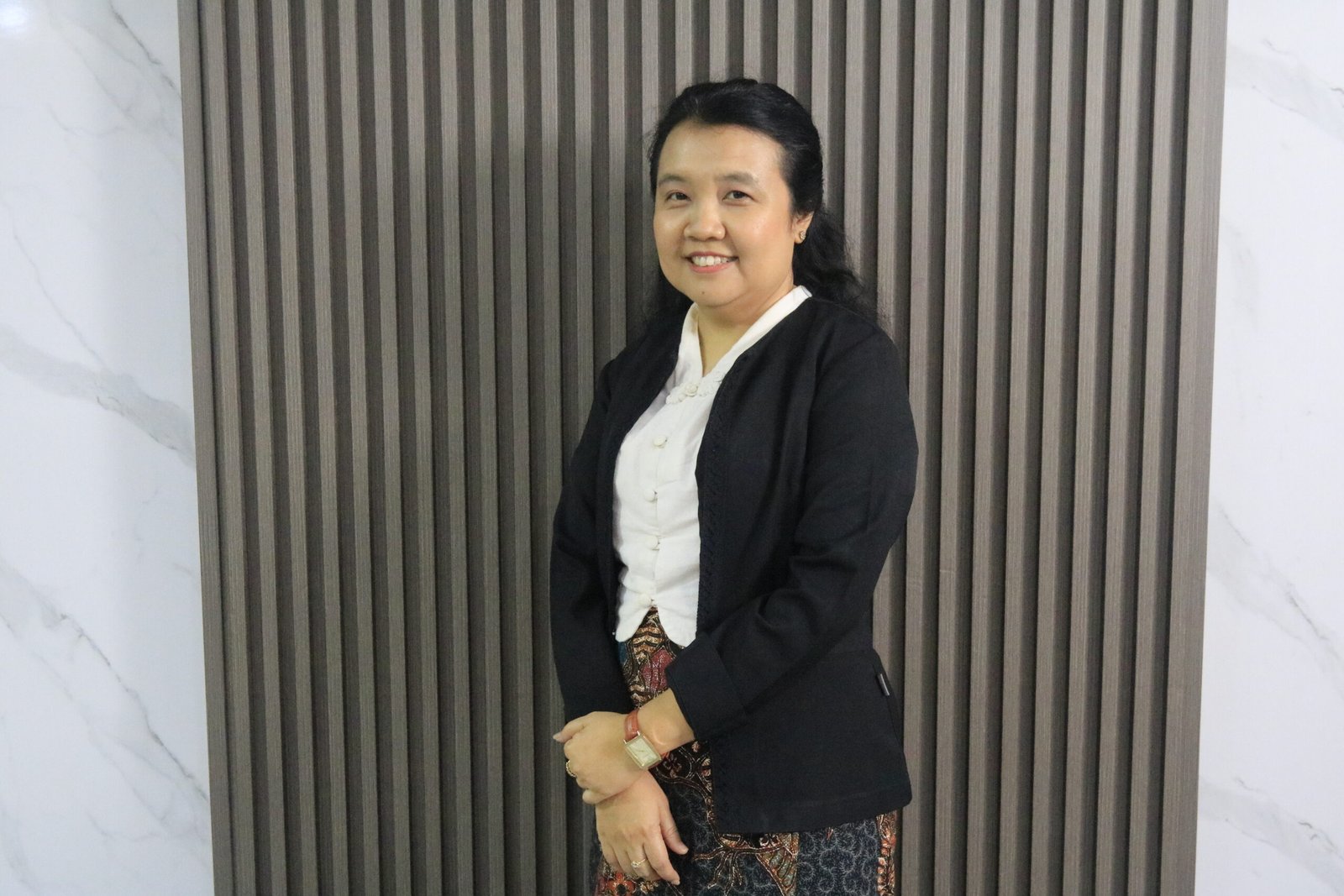 Dr.Thin Yu Aung